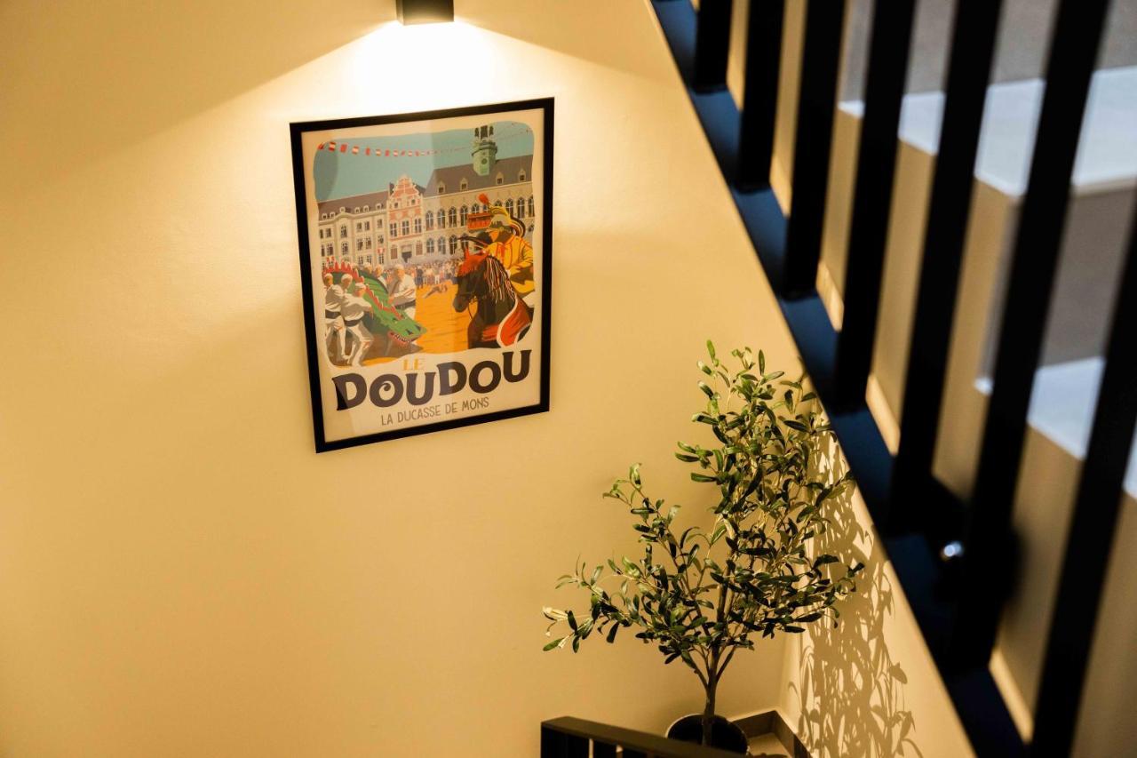 Luxury Penthouse & Terrace - Mons City Center Luaran gambar